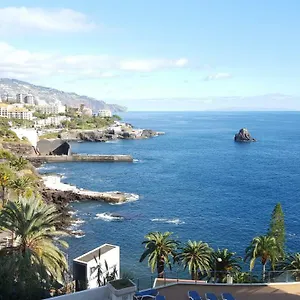 Vista Mar E Piscina Apartment Funchal (Madeira)